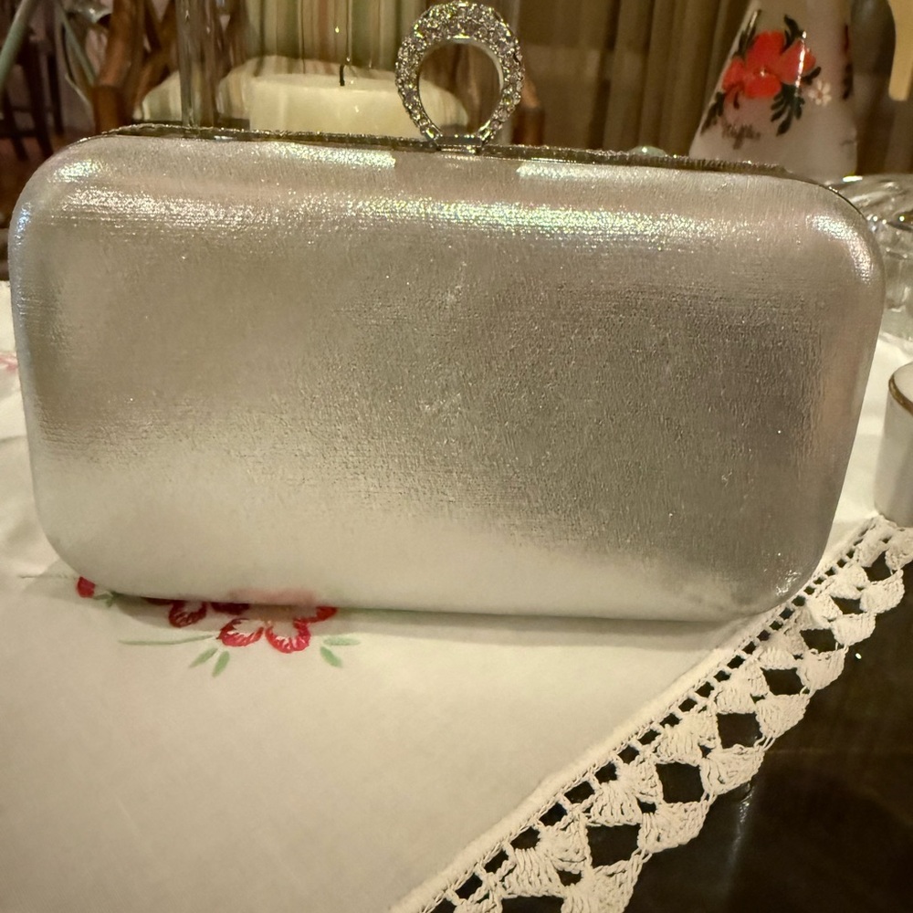 House of Harlow 1960  Silver Crystal Clutch! - Picture 4 of 13
